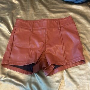 women’s size 0 burnt red rust pleather shorts wild fable